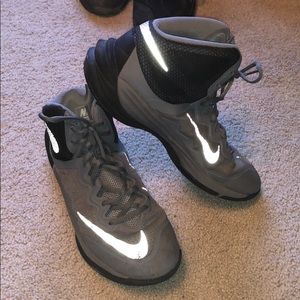 Men’s 9 Nike Basketball Shoes